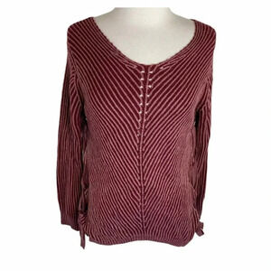 Very J S maroon pink ribbed knit lace side sweater